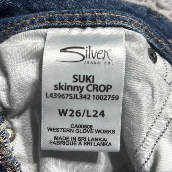 Silver Jeans Blue Capris Distressed Style - Picture 3 of 5